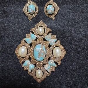 Brooch and Earrings Set